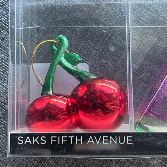 NWT Saks Fifth Avenue 3-Piece Fruit Ornament Set, Cherries Watermelon Pineapple - Picture 4 of 7